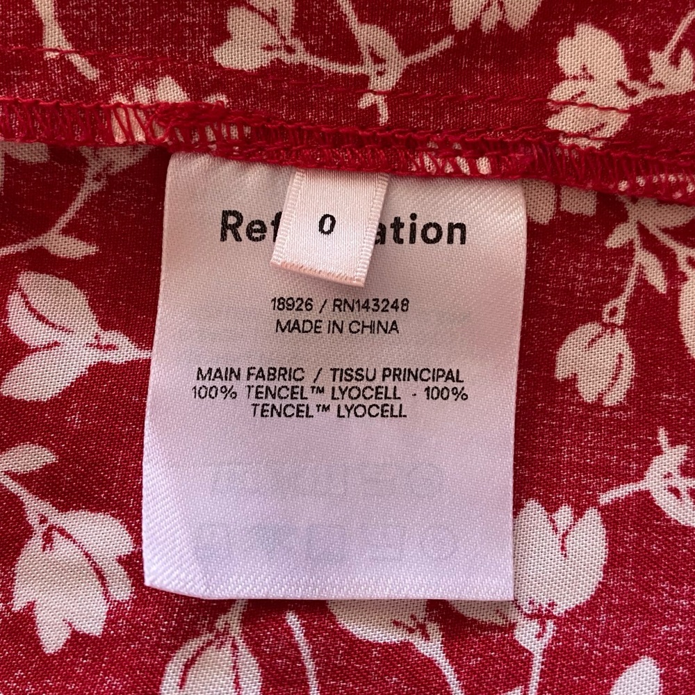 Reformation Abbott Printed Mini Dress Size 0 Red White Floral Feminine Cottage - Picture 10 of 11